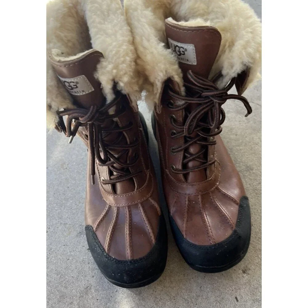 UGG BUTTE WORCHESTER STOUT WATERPROOF LEATHER SNOW BOOTS SIZE mens 9